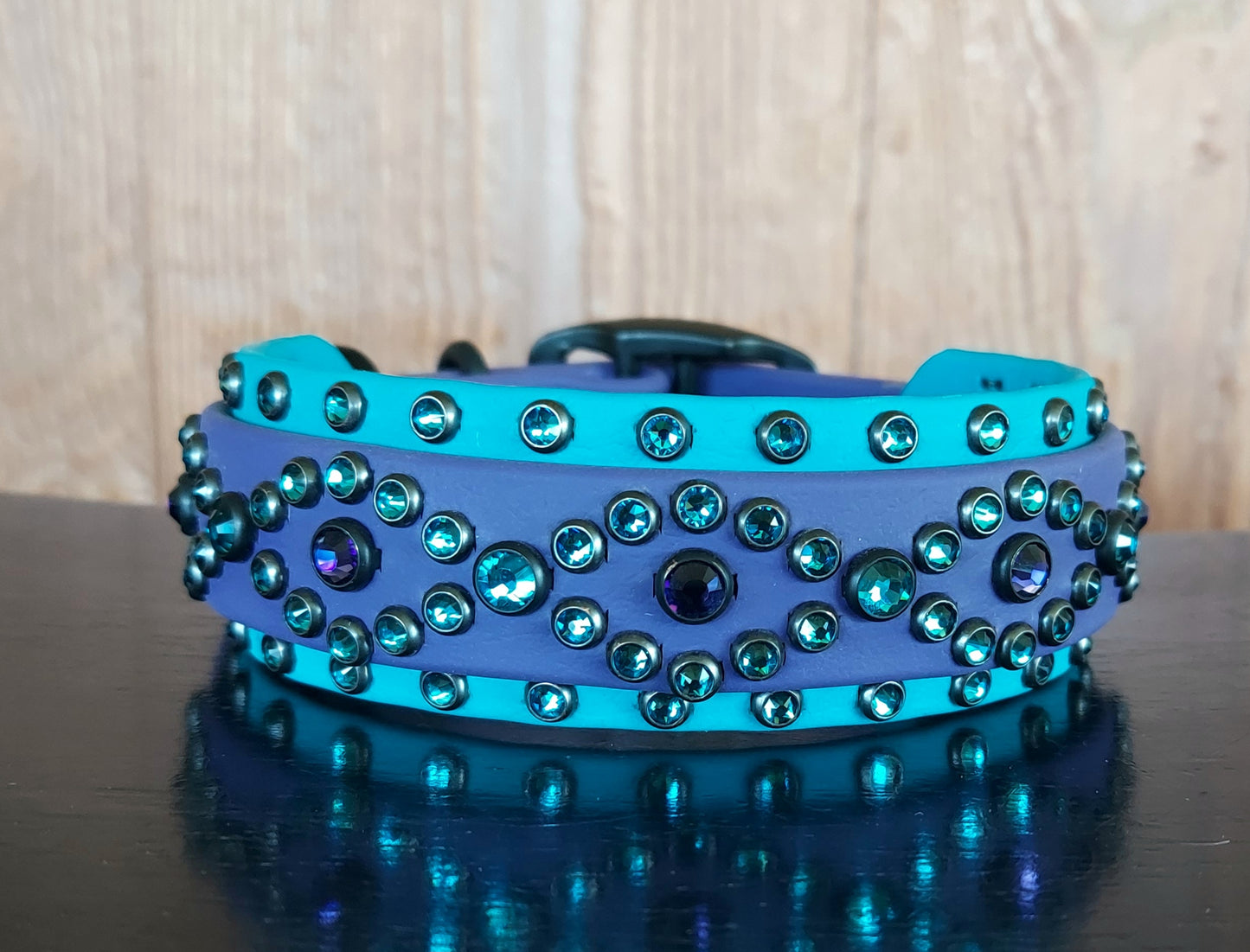 Regal Bling Buckle Collar