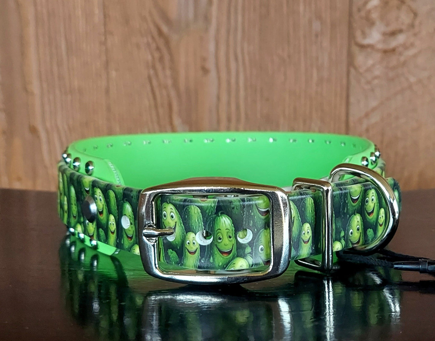 Pickles Buckle Collar