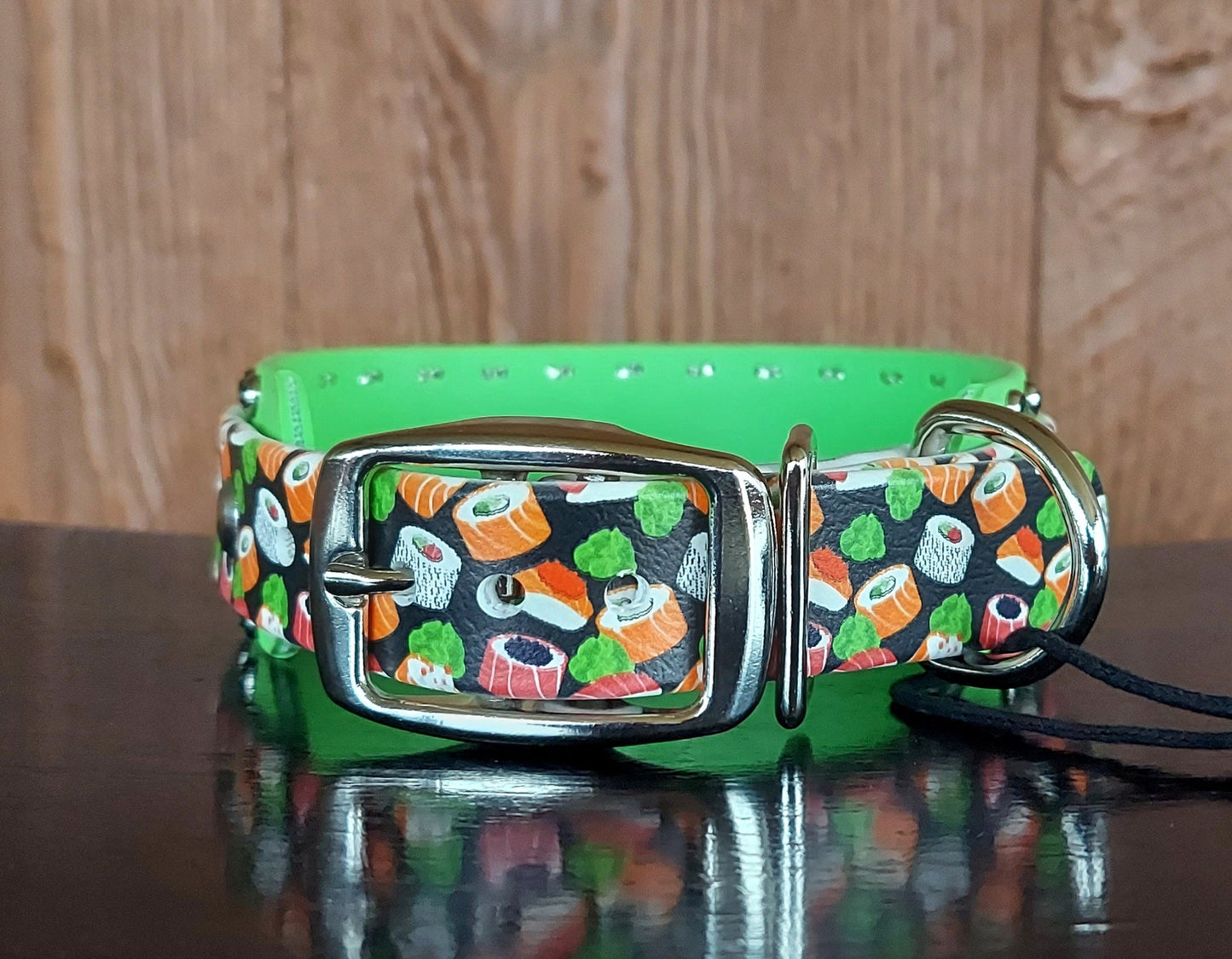 Sushi LIME Buckle Collar