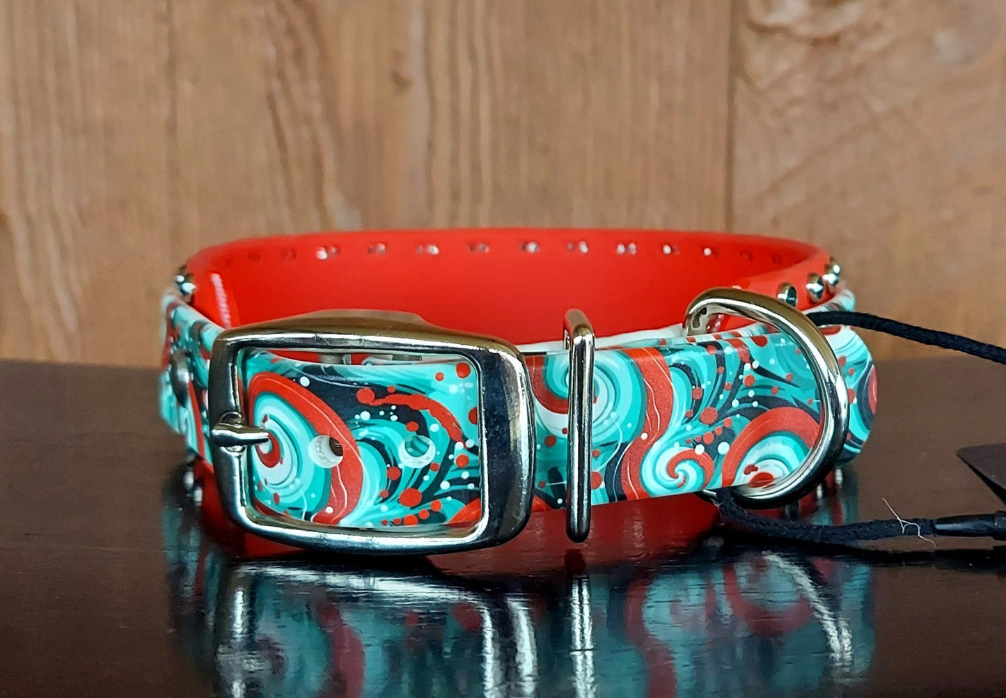 Christmas Swirl Buckle Collar