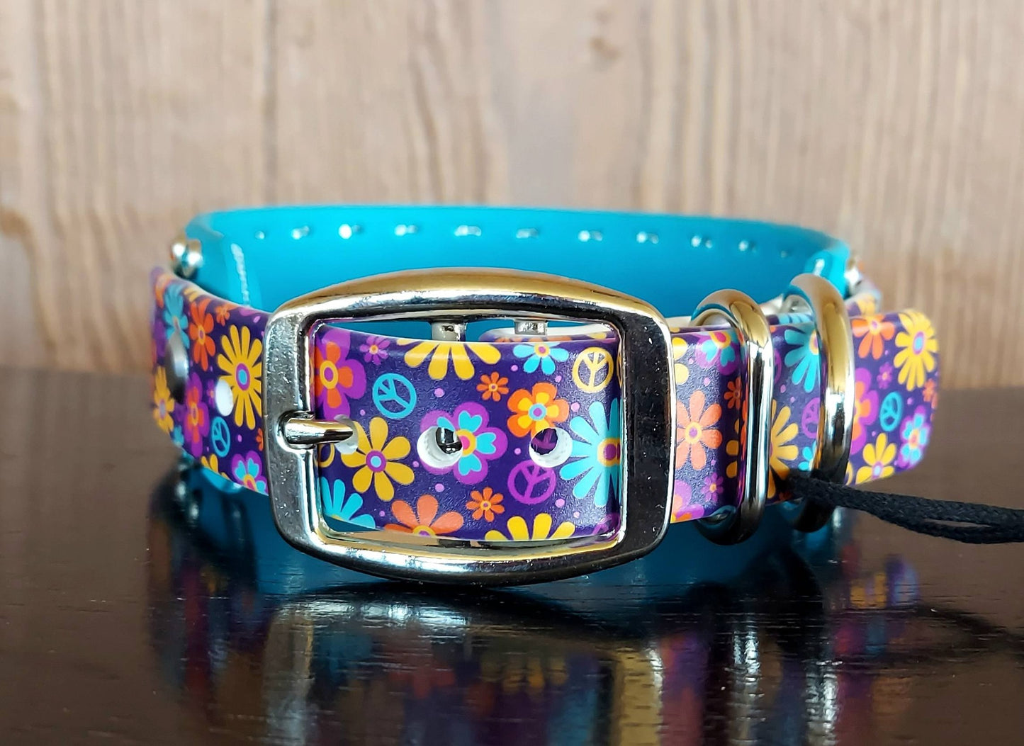 Flower Power Buckle Collar