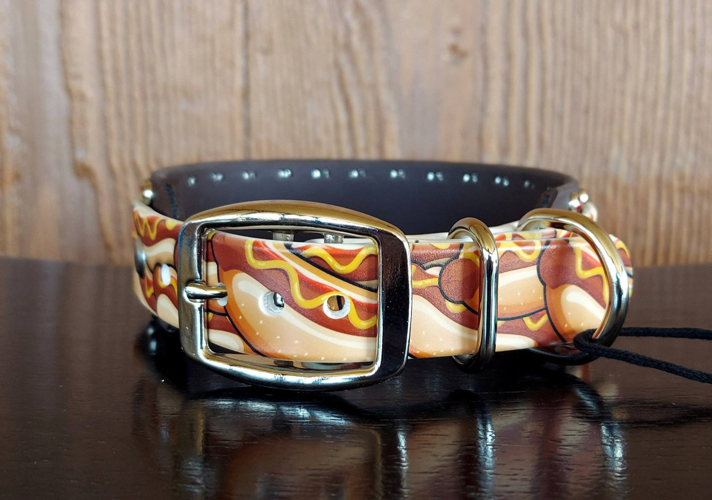 Hot Diggety Buckle Collar