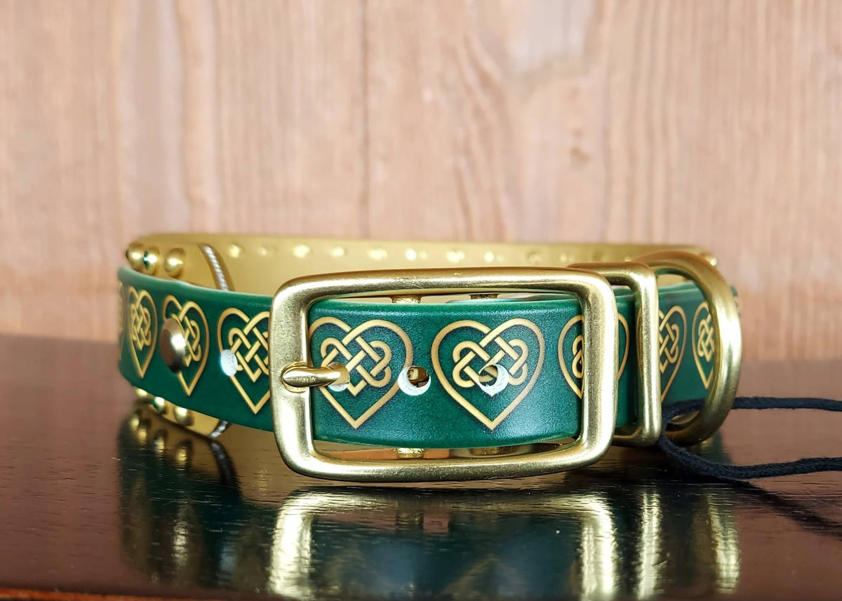Celtic Hearts Buckle Collar