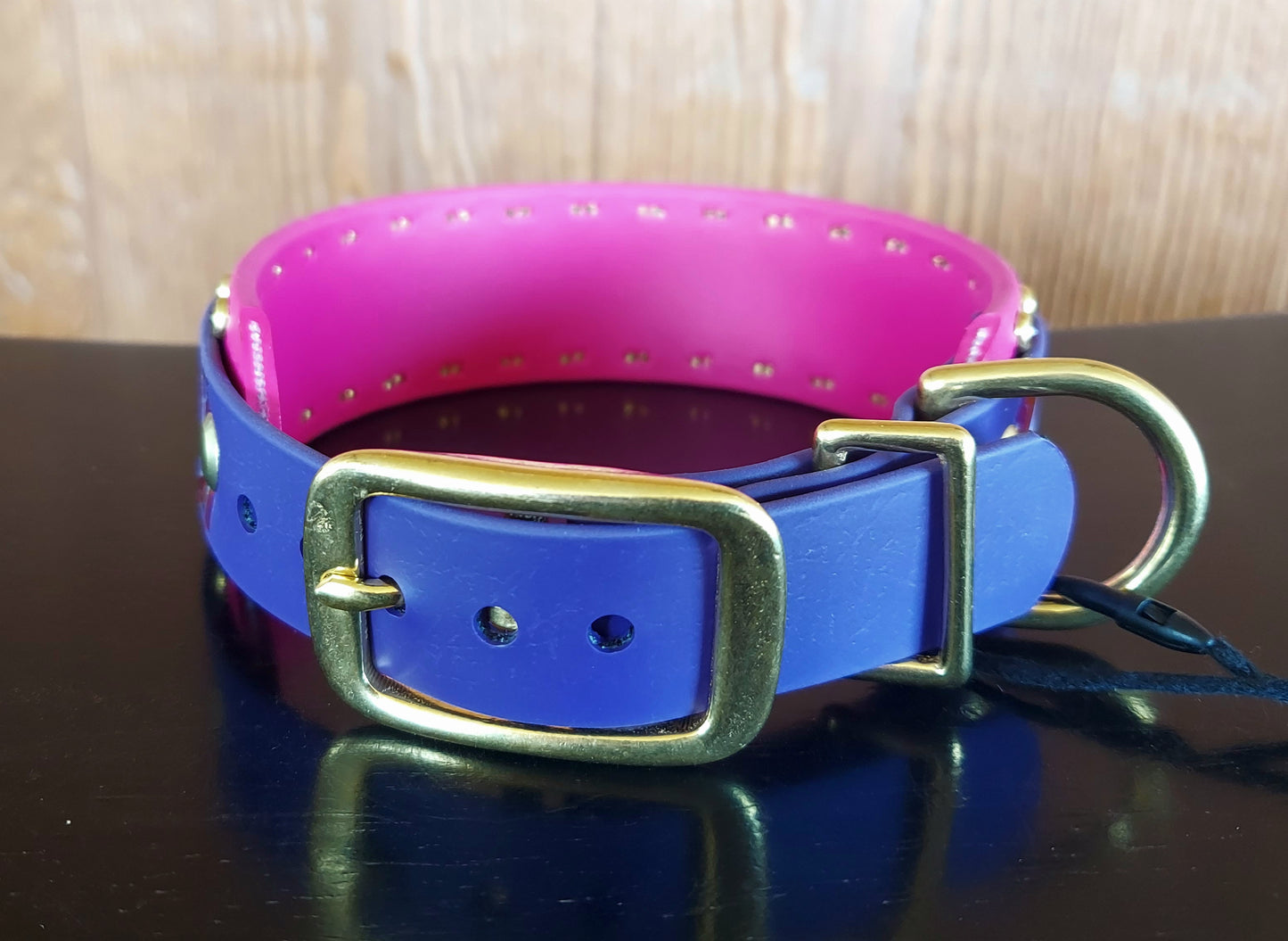 Geode Swirl Buckle Collar