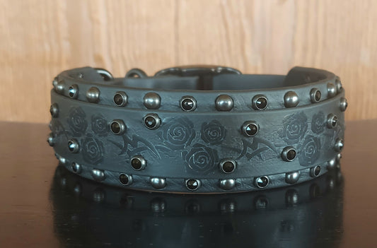 Gothic Buckle Collar