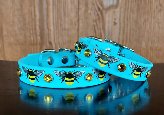 Bumble Bees Buckle Collar