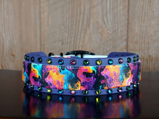 Neon Flames Buckle Collar, PURPLE