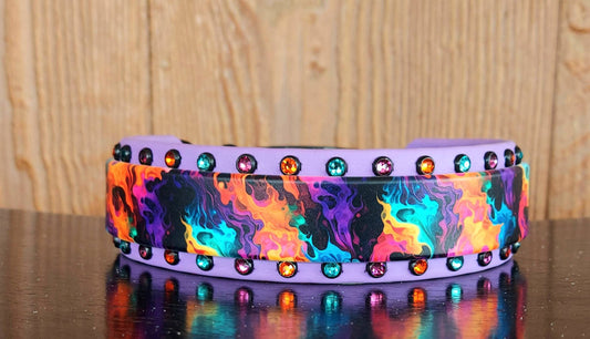 Bold Flames Buckle Collar