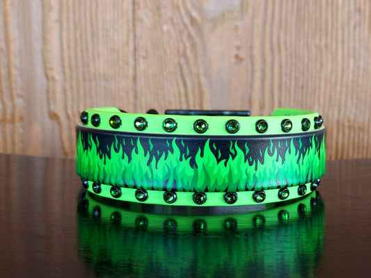 Flamin Hot GREEN Buckle Collar