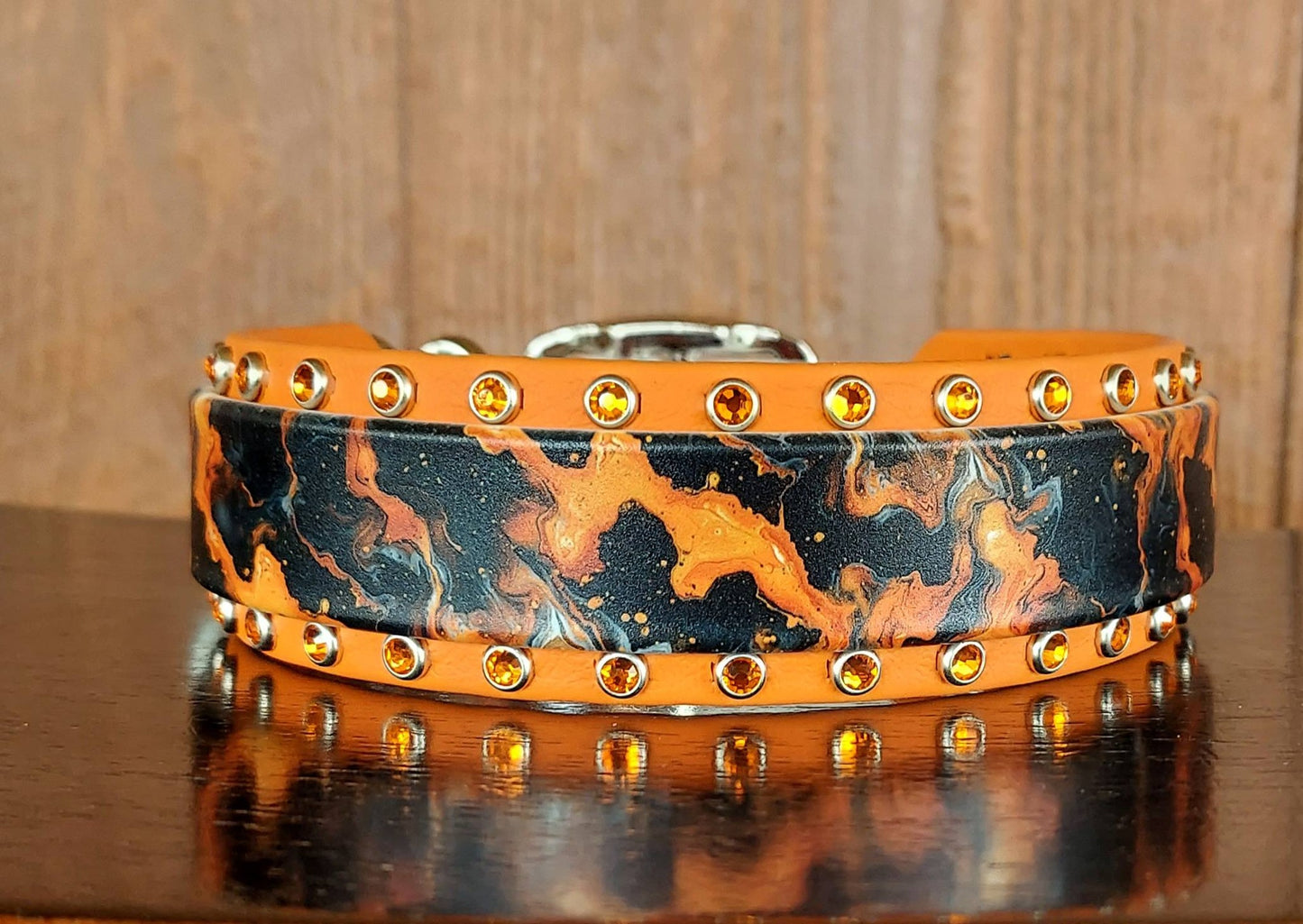 Tiger Eye Buckle Collar