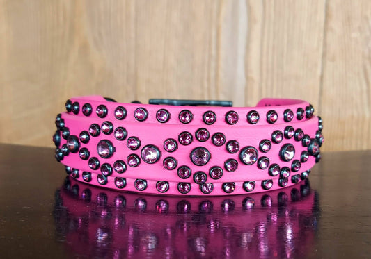 Regal MAGENTA Buckle Collar