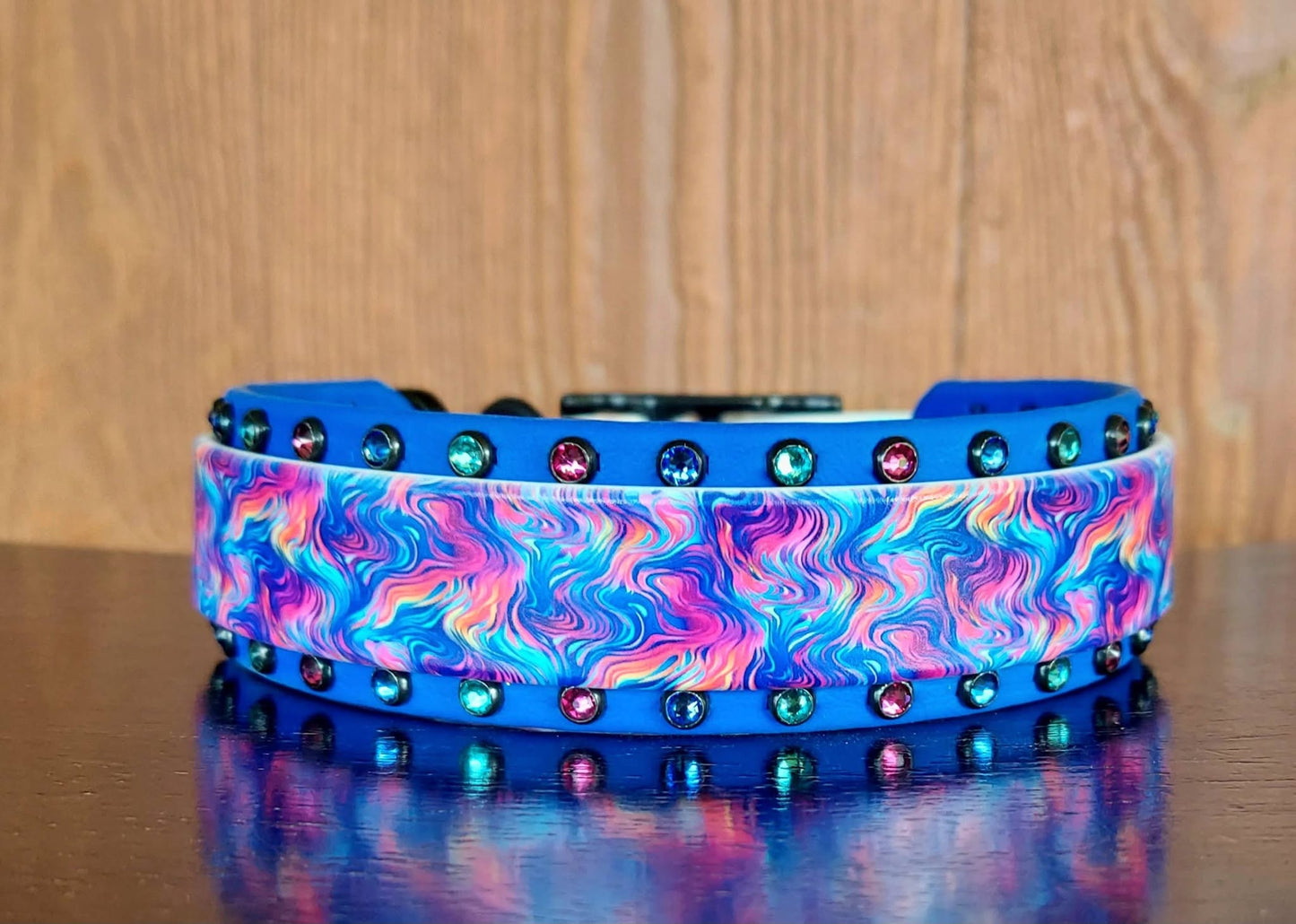 Kaleidoscope Buckle Collar