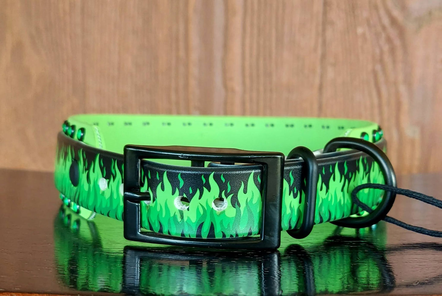 Flamin Hot GREEN Buckle Collar