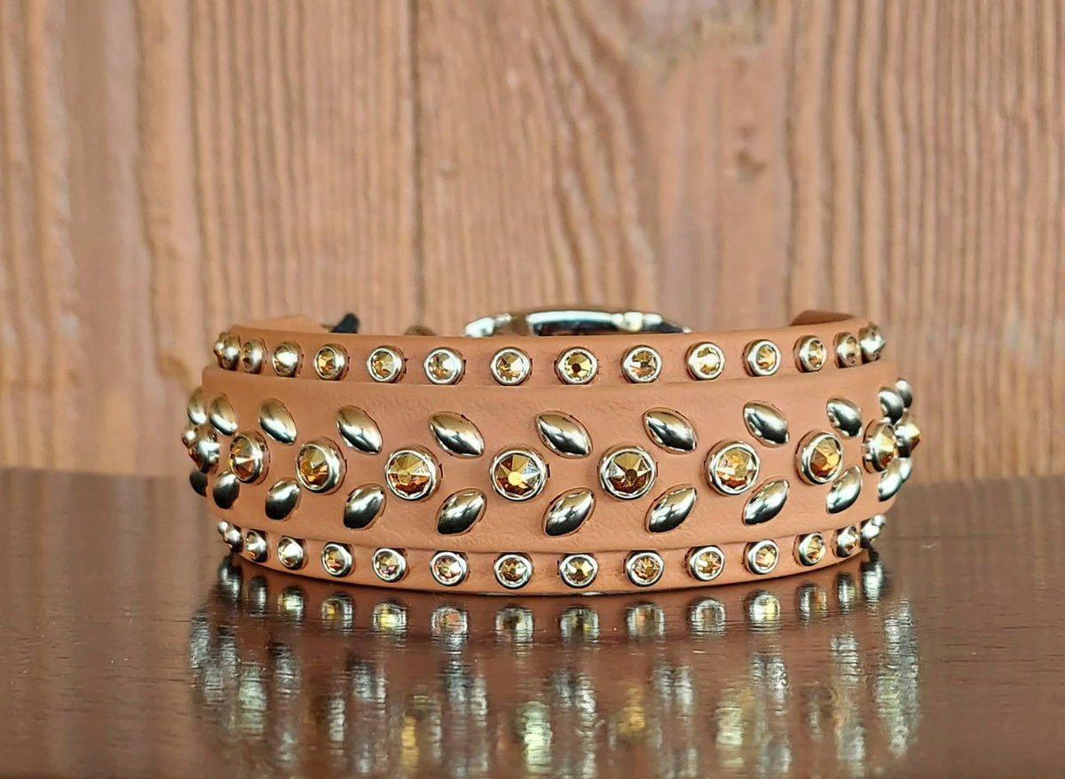 Bloom Buckle Collar - CARAMEL